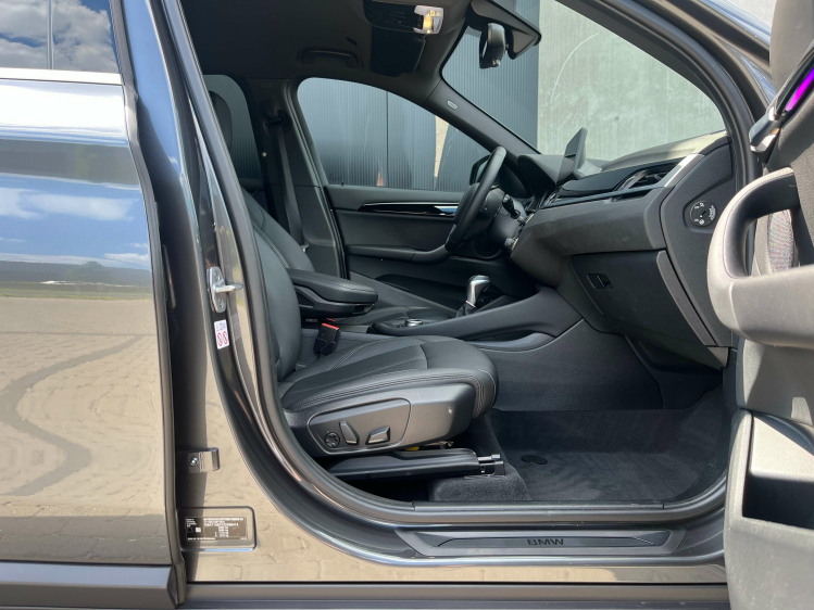 BMW X1 1.5iA xDrive25e Hybrid Leder/Camera/HUD/Memoryseat Leconte Motors