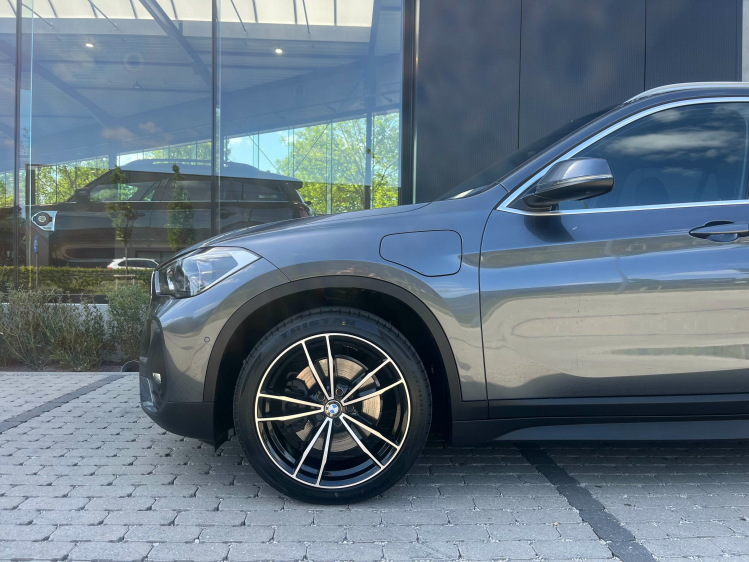 BMW X1 1.5iA xDrive25e Hybrid Leder/Camera/HUD/Memoryseat Leconte Motors