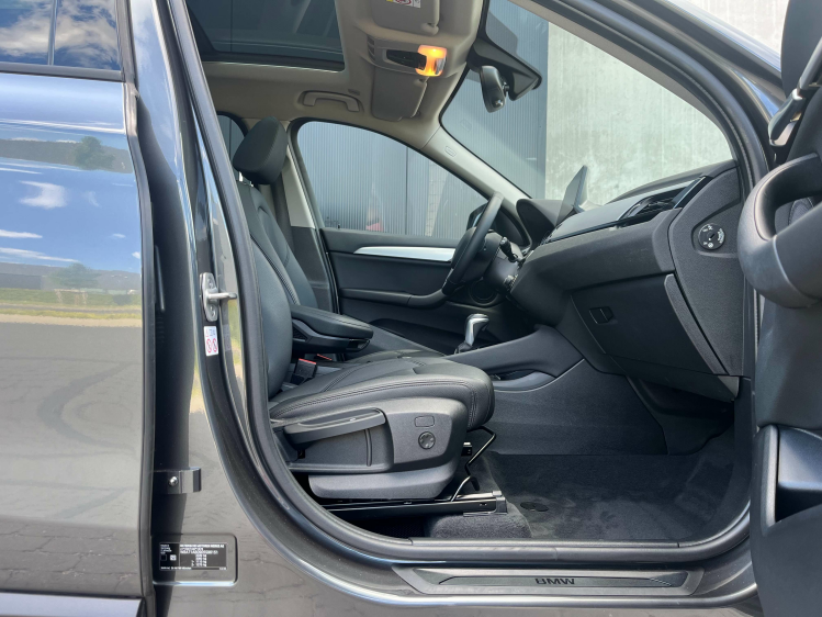 BMW X1 1.5iA xDrive25e Hybrid Panodak/LED/Leder/Camera/.. Leconte Motors