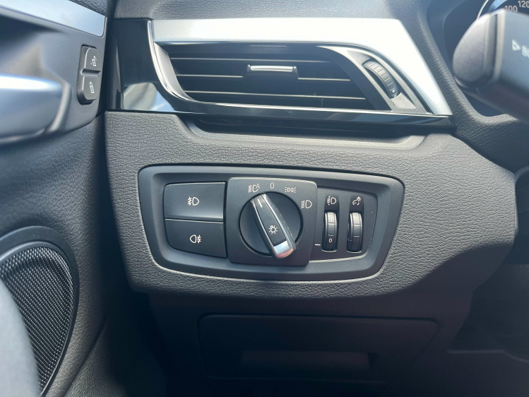 BMW X1 1.5iA xDrive25e Hybrid Panodak/LED/Leder/Camera/.. Leconte Motors