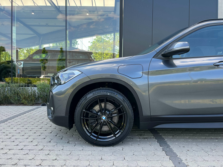 BMW X1 1.5iA xDrive25e Hybrid Panodak/LED/Leder/Camera/.. Leconte Motors