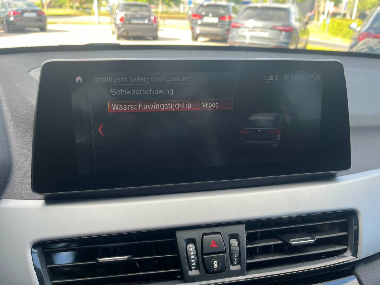 BMW X1 1.5iA xDrive25e Hybrid Panodak/LED/Leder/Camera/.. Leconte Motors