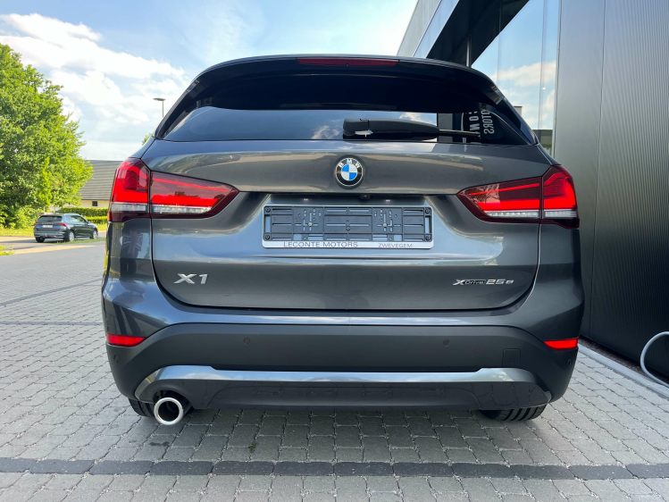 BMW X1 1.5iA xDrive25e Hybrid Panodak/LED/Leder/Camera/.. Leconte Motors