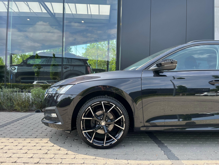 Skoda Octavia SW 1.0 TSI Clever Gps/Cruise/Camera/Zetelverwarmng Leconte Motors