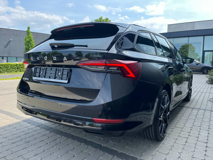 Skoda Octavia SW 1.0 TSI Clever Gps/Cruise/Camera/Zetelverwarmng Leconte Motors