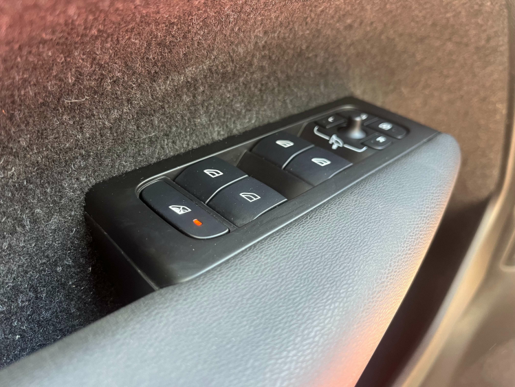 Volvo XC40 1.5 T4 Inscription Expression Hybride Panodak... Leconte Motors