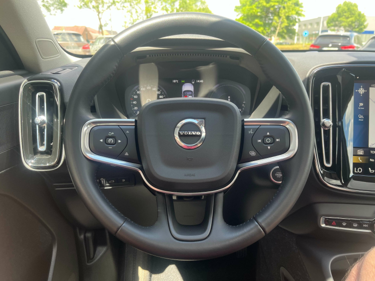 Volvo XC40 1.5 T4 Inscription Expression Hybride Panodak... Leconte Motors