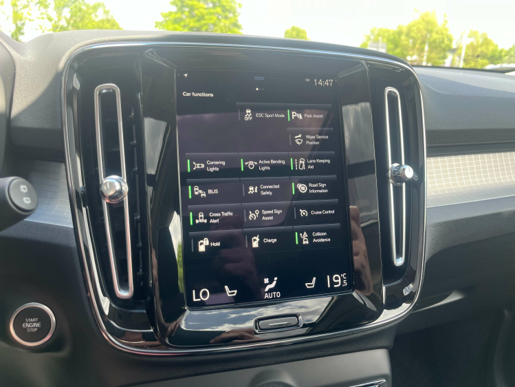 Volvo XC40 1.5 T4 Inscription Expression Hybride Panodak... Leconte Motors