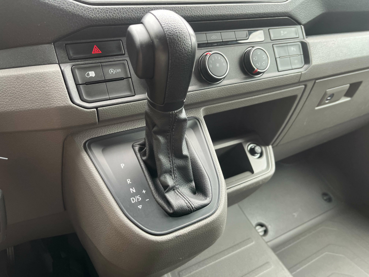 Volkswagen Crafter 2.0 CR TDi L4H3 Automaat 3-zit/Gps/Airco/Camera... Leconte Motors