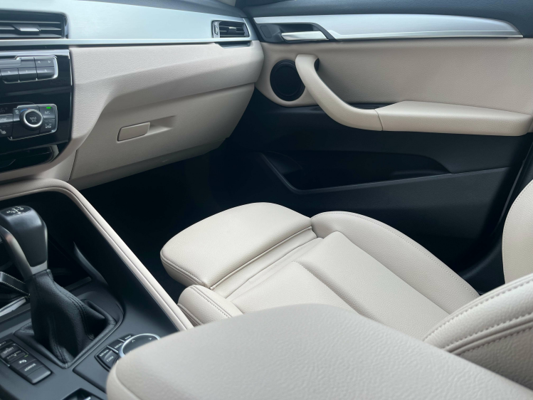 BMW X1 1.5iA xDrive25e Hybride Memoryseats/Leder/Camera Leconte Motors