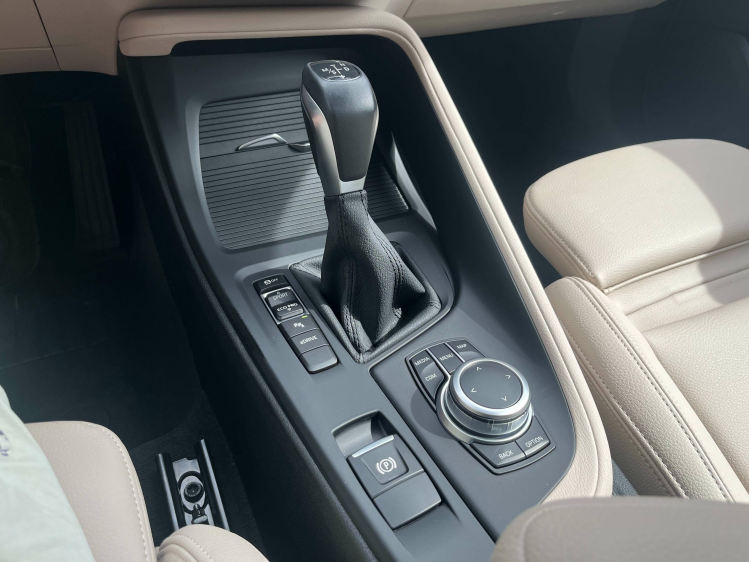 BMW X1 1.5iA xDrive25e Hybride Memoryseats/Leder/Camera Leconte Motors