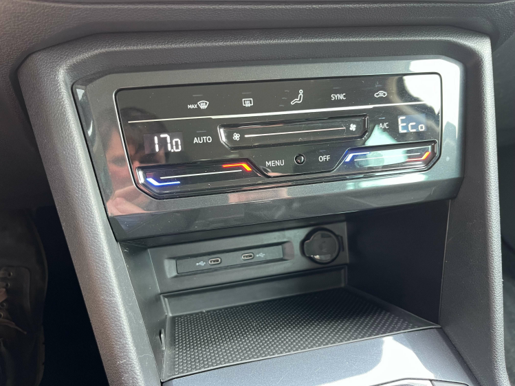 Volkswagen Tiguan 1.4 eHybrid PHEV Life LED/Carplay/ACC/PDC/BLTH... Leconte Motors