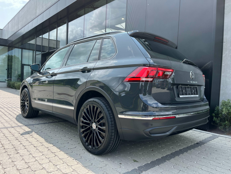 Volkswagen Tiguan 1.4 eHybrid PHEV Life LED/Carplay/ACC/PDC/BLTH... Leconte Motors