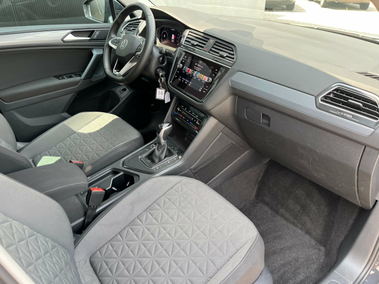 Volkswagen Tiguan 1.4 eHybrid PHEV Life LED/Carplay/ACC/PDC/BLTH... Leconte Motors