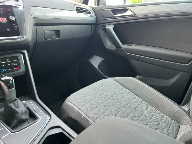 Volkswagen Tiguan 1.4 eHybrid PHEV Life LED/Carplay/ACC/PDC/BLTH... Leconte Motors