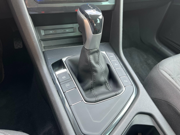 Volkswagen Tiguan 1.4 eHybrid PHEV Life LED/Carplay/ACC/PDC/BLTH... Leconte Motors