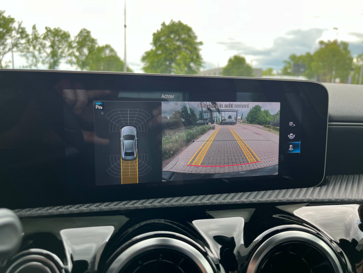 Mercedes-Benz A 180 Business iA DCT Sportzetels/Widescreen/Camera/GPS Leconte Motors