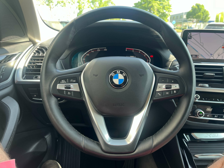 BMW X3 2.0 dA sDrive18 X-Line LED/Sportzetels/Camera/...! Leconte Motors