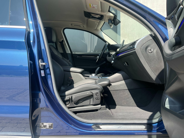 BMW X3 2.0 dA sDrive18 X-Line LED/Sportzetels/Camera/...! Leconte Motors