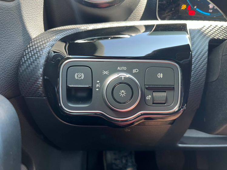 Mercedes-Benz A 180 iA DCT Full-LED/Leder/Widescreen/Carplay/Camera... Leconte Motors