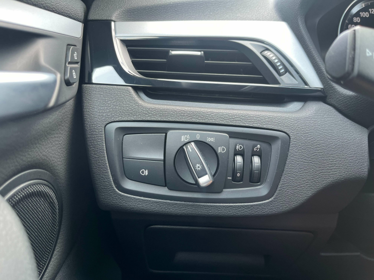 BMW X1 1.5iA sDrive18 Leder/HUD/Camera/Gps-Pro/Cruise/... Leconte Motors