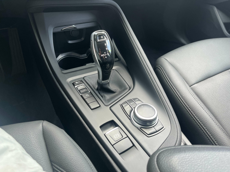 BMW X1 1.5iA sDrive18 Leder/HUD/Camera/Gps-Pro/Cruise/... Leconte Motors