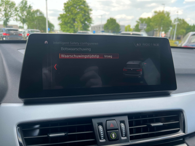 BMW X1 1.5iA sDrive18 Leder/HUD/Camera/Gps-Pro/Cruise/... Leconte Motors