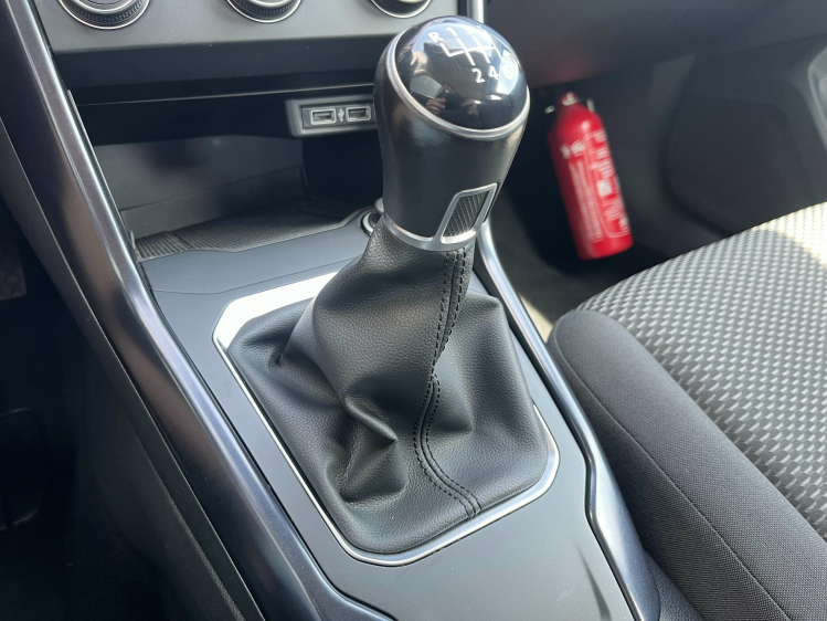 Volkswagen T-Roc 1.0 TSI Navigatie/Carplay/PDC/Zetelverwarming/...! Leconte Motors