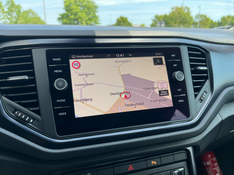 Volkswagen T-Roc 1.0 TSI Navigatie/Carplay/PDC/Zetelverwarming/...! Leconte Motors
