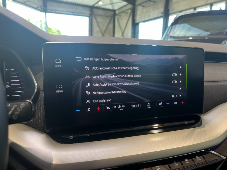 Skoda Octavia Octavia Combi 1.0 TSI e-TEC DSG LED/Camera/ACC/... Leconte Motors