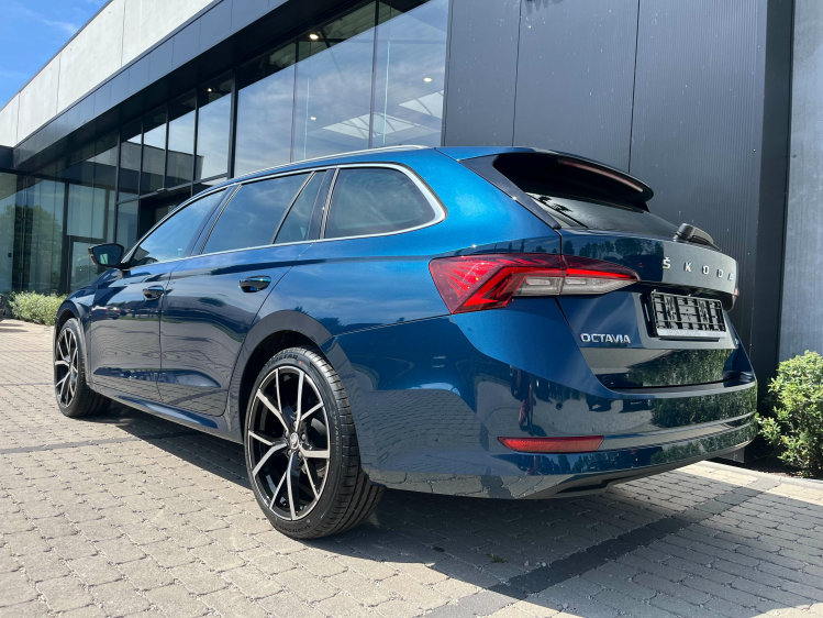 Skoda Octavia Octavia Combi 1.0 TSI e-TEC DSG LED/Camera/ACC/... Leconte Motors