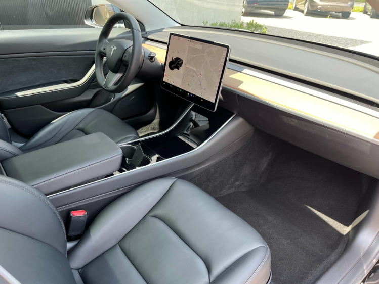 Tesla Model 3 Model 3 Long Range All Wheel Drive Autopilot/Trekh Leconte Motors
