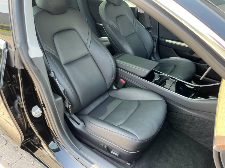 Tesla Model 3 Model 3 Long Range All Wheel Drive Autopilot/Trekh Leconte Motors