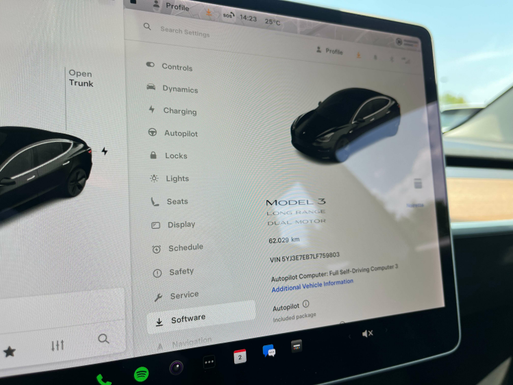 Tesla Model 3 Model 3 Long Range All Wheel Drive Autopilot/Trekh Leconte Motors