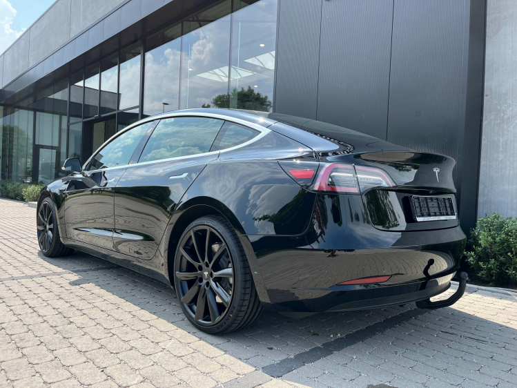 Tesla Model 3 Model 3 Long Range All Wheel Drive Autopilot/Trekh Leconte Motors