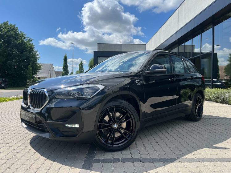 BMW X1 X1 xDrive25e Plug In Hybrid Leder/Carplay/Trekhaak Leconte Motors