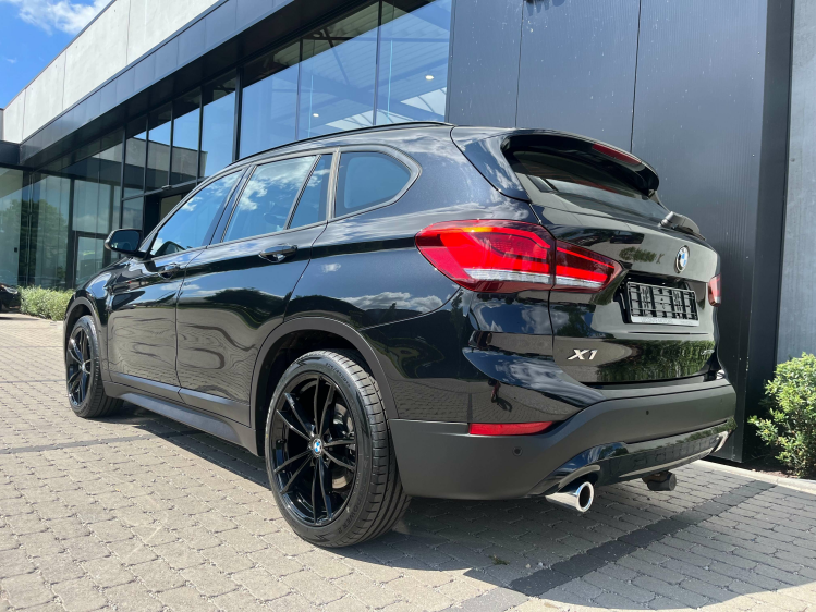 BMW X1 X1 xDrive25e Plug In Hybrid Leder/Carplay/Trekhaak Leconte Motors