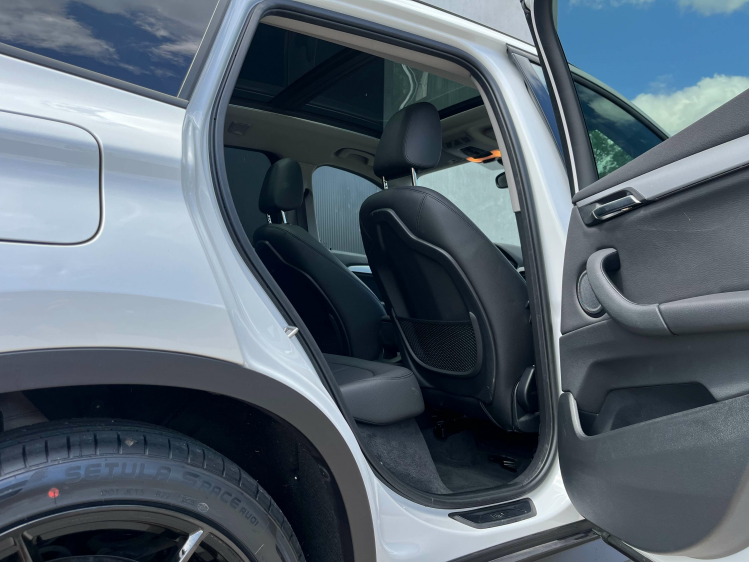 BMW X1 X1 xDrive25e Plug In Hybrid Panodak/Leder/Camera.. Leconte Motors