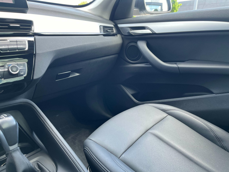 BMW X1 X1 xDrive25e Plug In Hybrid Panodak/Leder/Camera.. Leconte Motors