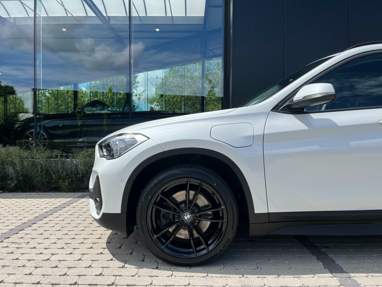 BMW X1 X1 xDrive25e Plug In Hybrid Panodak/Leder/Camera.. Leconte Motors