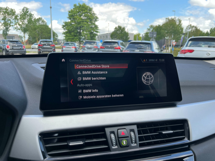 BMW X1 X1 xDrive25e Plug In Hybrid Panodak/Leder/Camera.. Leconte Motors