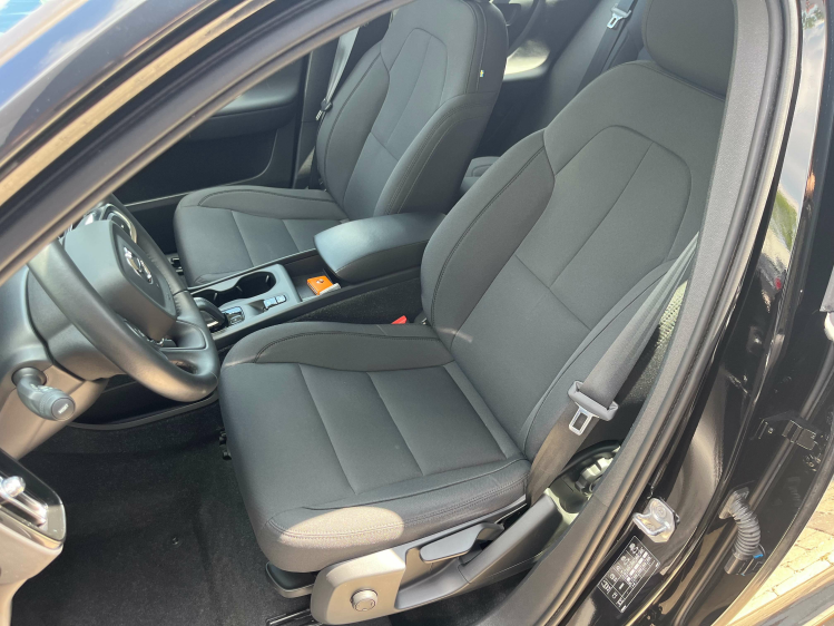 Volvo XC40 XC40 T4 Recharge Navigatie/Carplay/Cruise/PDC...! Leconte Motors