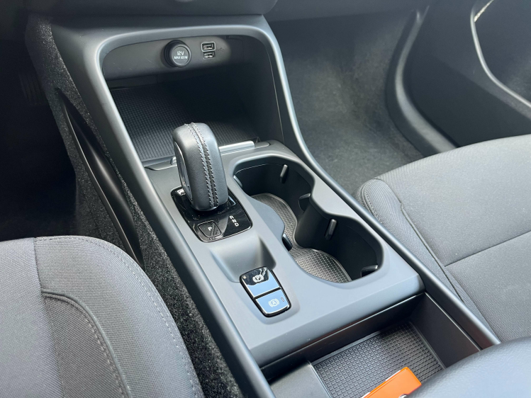 Volvo XC40 XC40 T4 Recharge Navigatie/Carplay/Cruise/PDC...! Leconte Motors