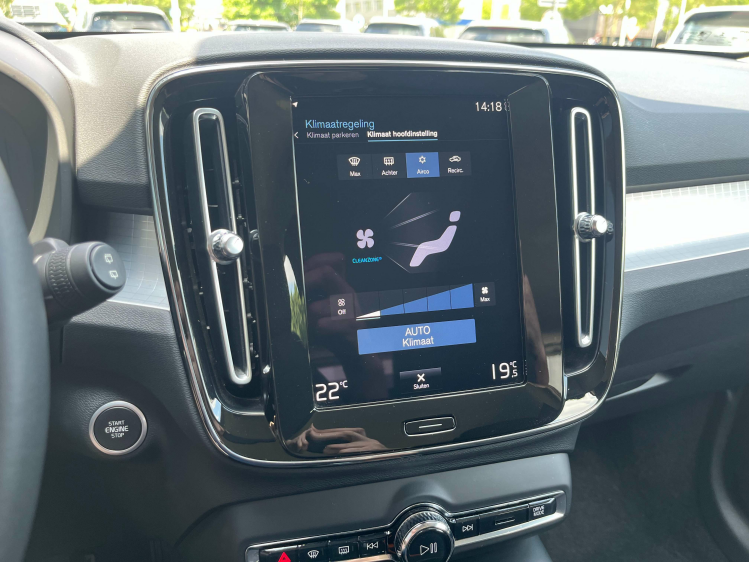 Volvo XC40 XC40 T4 Recharge Navigatie/Carplay/Cruise/PDC...! Leconte Motors