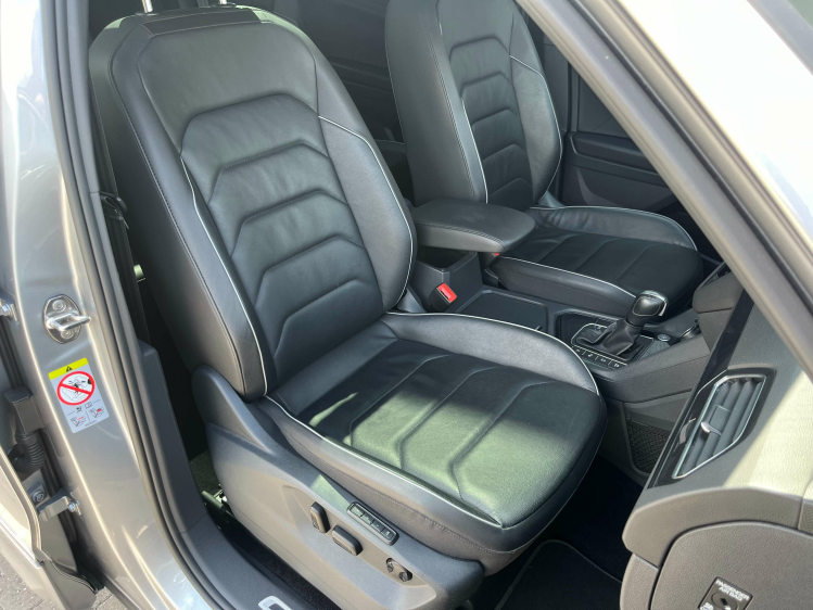 Volkswagen Tiguan Allspace Tiguan Allspace 1.5 TSI DSG R-Line 7-zitpl/Panodak Leconte Motors