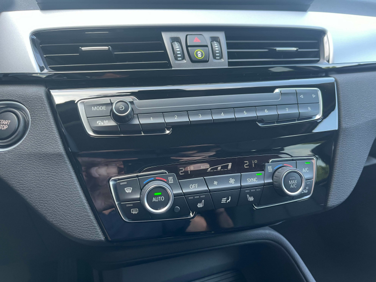 BMW X1 X1 xDrive25e Plug In Hybrid LED/Leder/Camera/HUD Leconte Motors