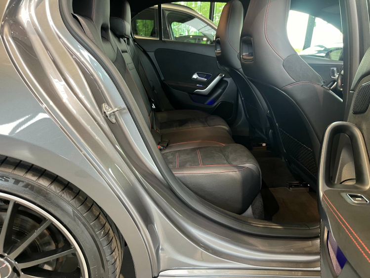 Mercedes-Benz A 180 A 180 7G-DCT AMG-PACK Panodak/Sfeerverlichting/... Leconte Motors