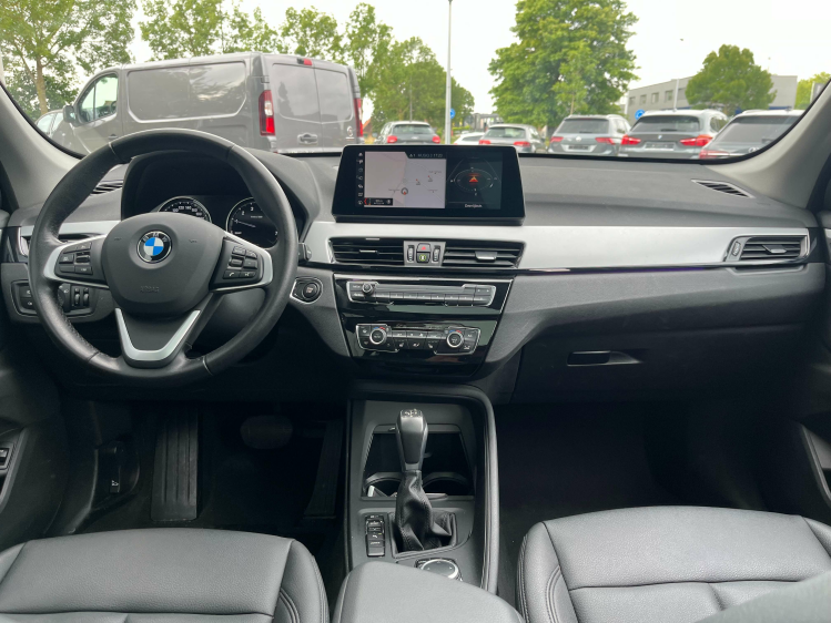 BMW X1 X1 xDrive25e Panodak/Carplay/Leder/Sfeerverlichtin Leconte Motors