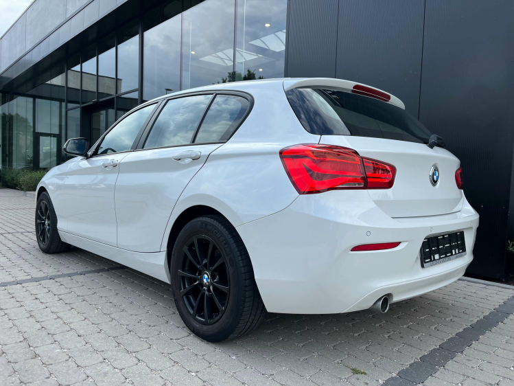 BMW 116 116i Hatchback Navigatie/Leder/Cruise/PDC/BLTH...! Leconte Motors