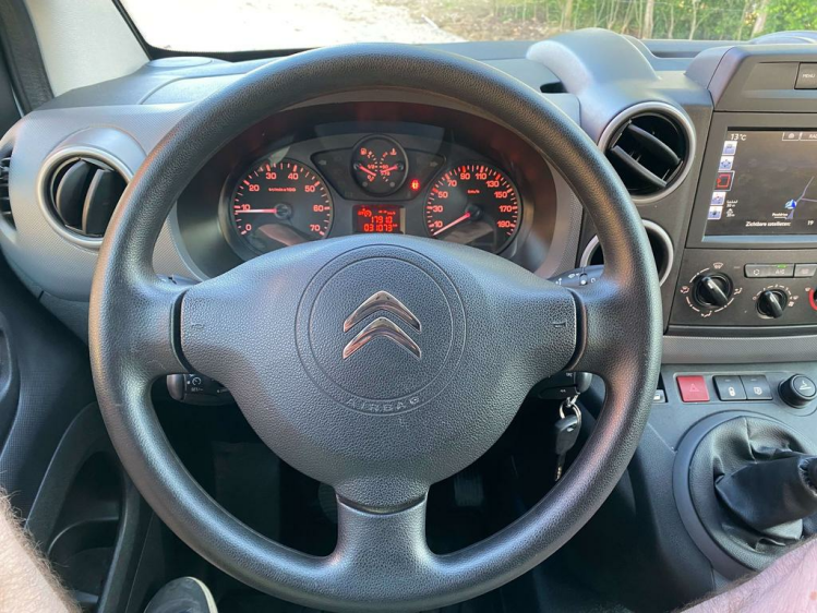 Citroen Berlingo 1.6HDI Lichte Vracht 3-zit 31.000km Gps/Trekhaak! Leconte Motors